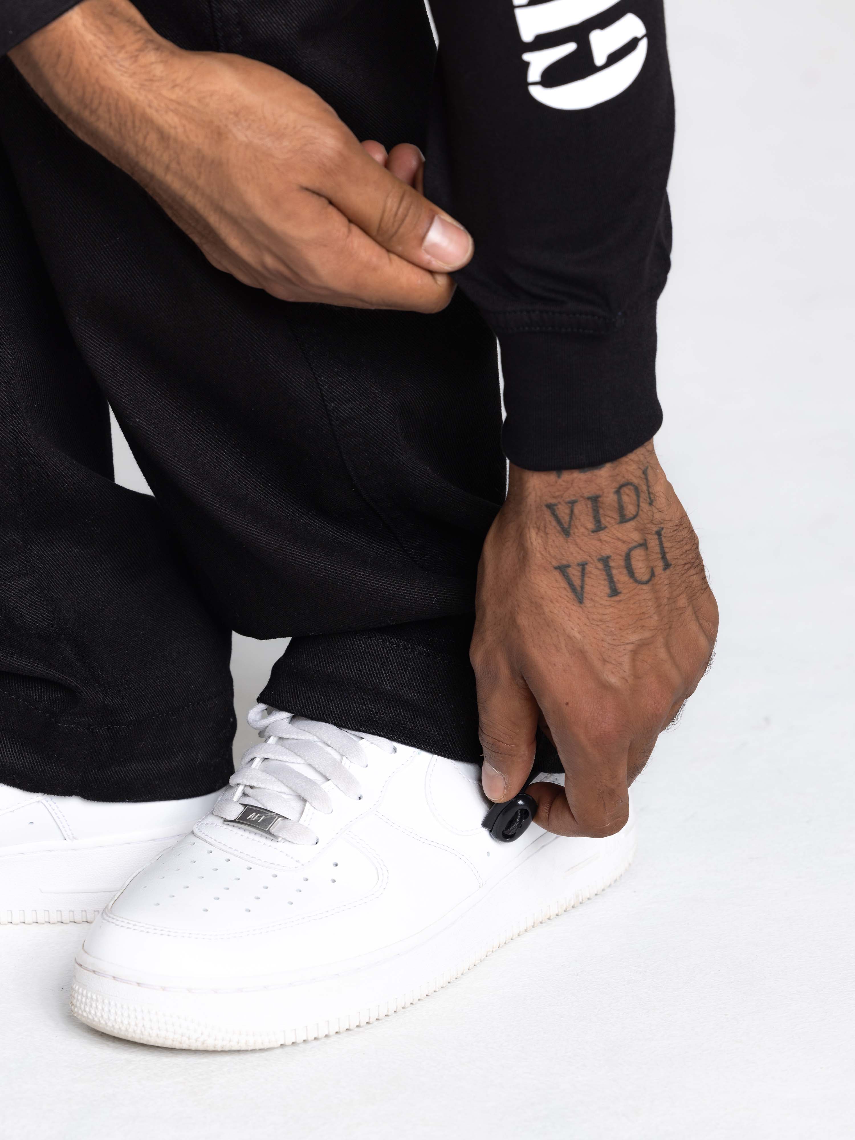 Classic Cargo Pants Black - Image 4