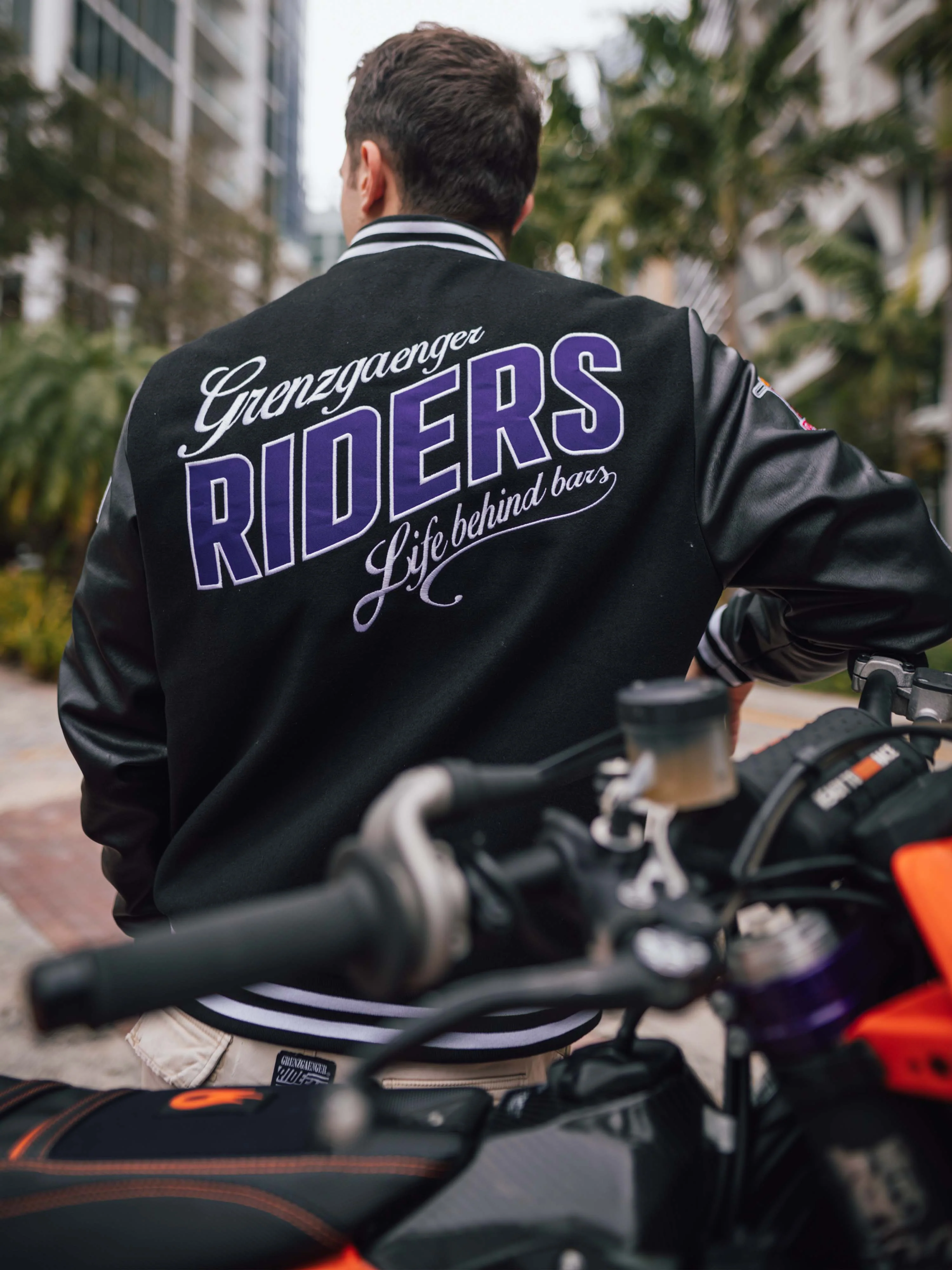 College Rider Jacket Black - Image 2