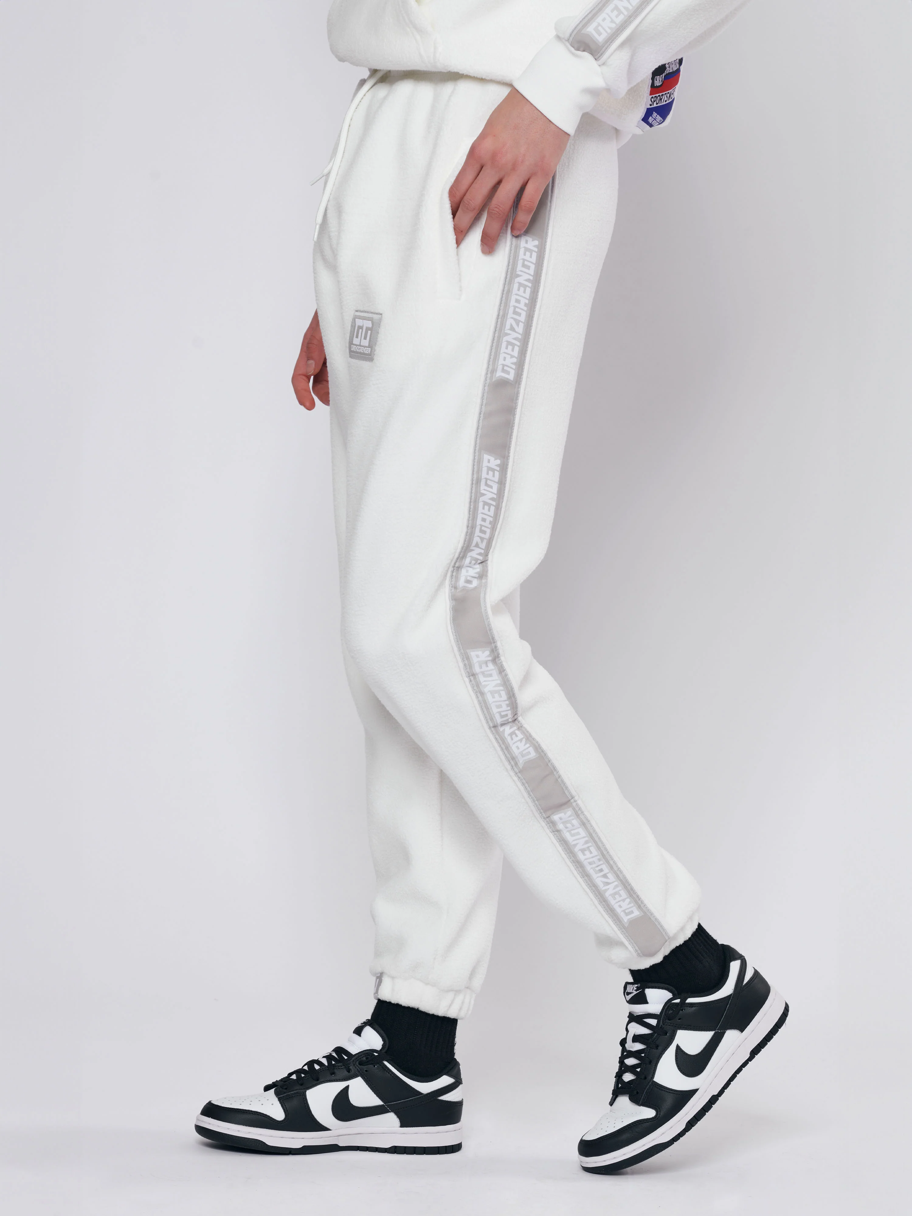 Sherpa Sweatpants Women White - Image 3